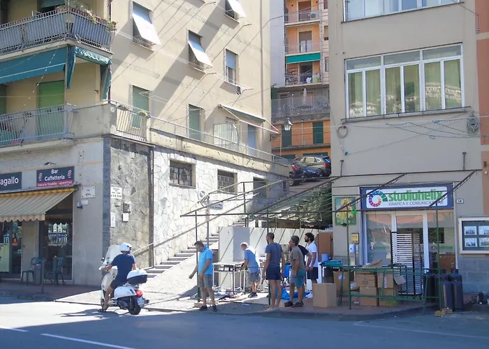 Sole E Mare Di Liguria